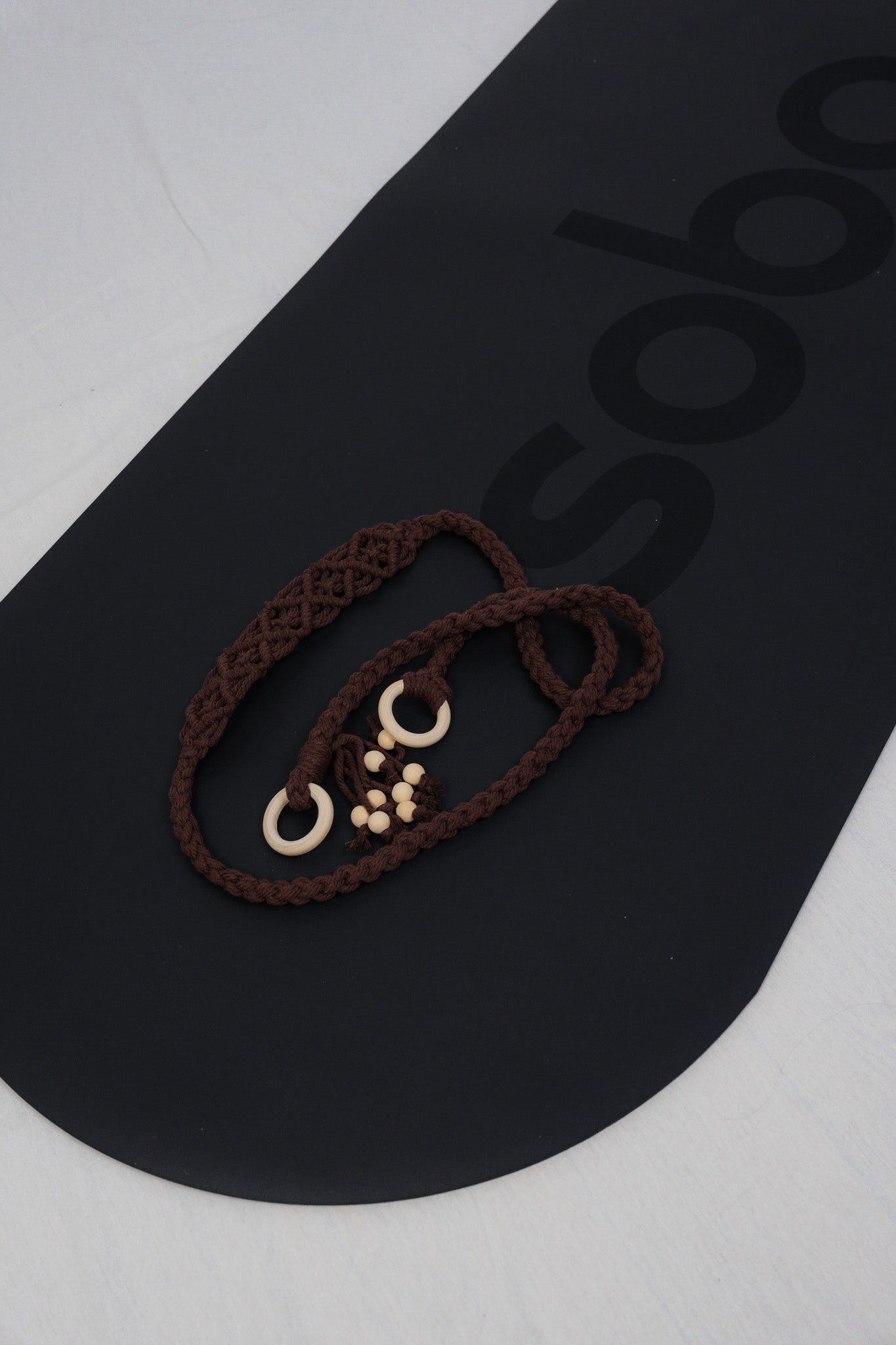 Tragegurt für Trainingsmatten im Boho Stil - chocolate