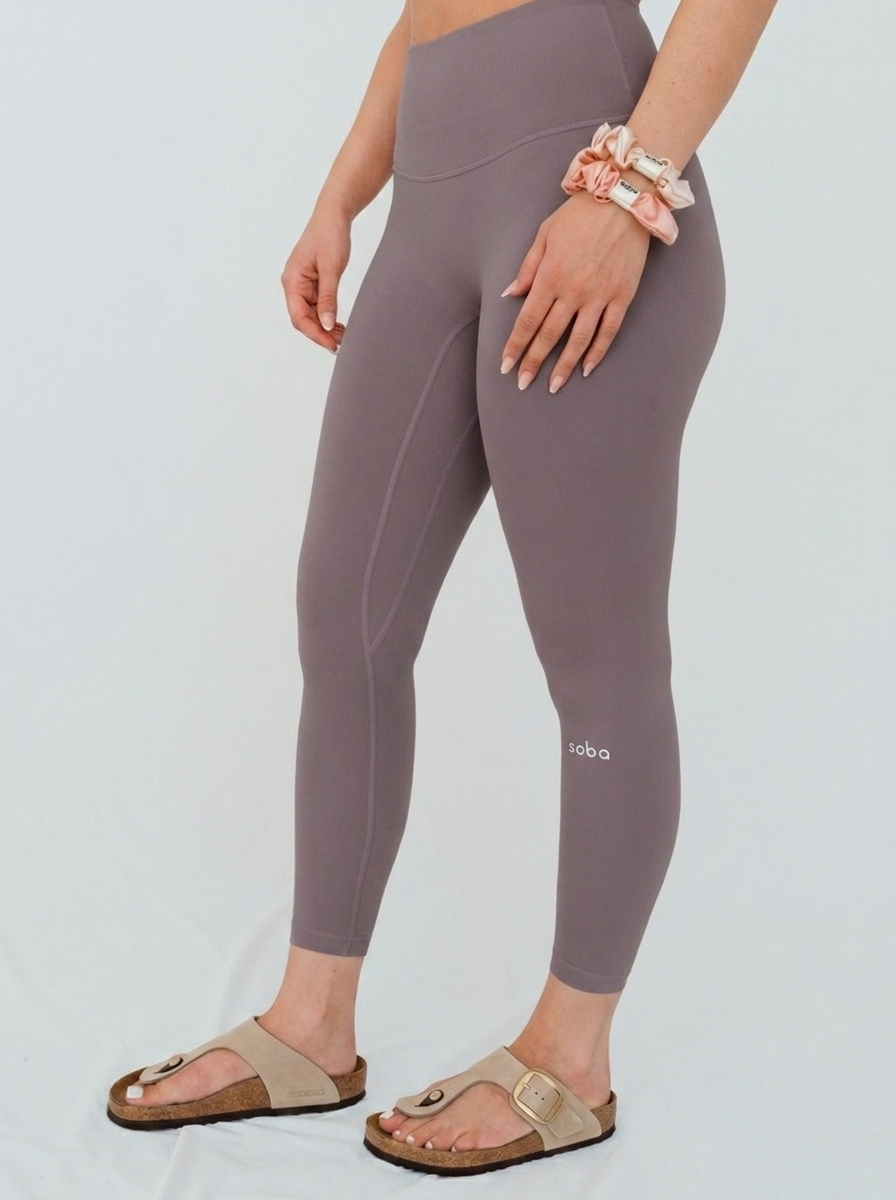 Second Skin Feeling: Flow Leggings - smoky berry