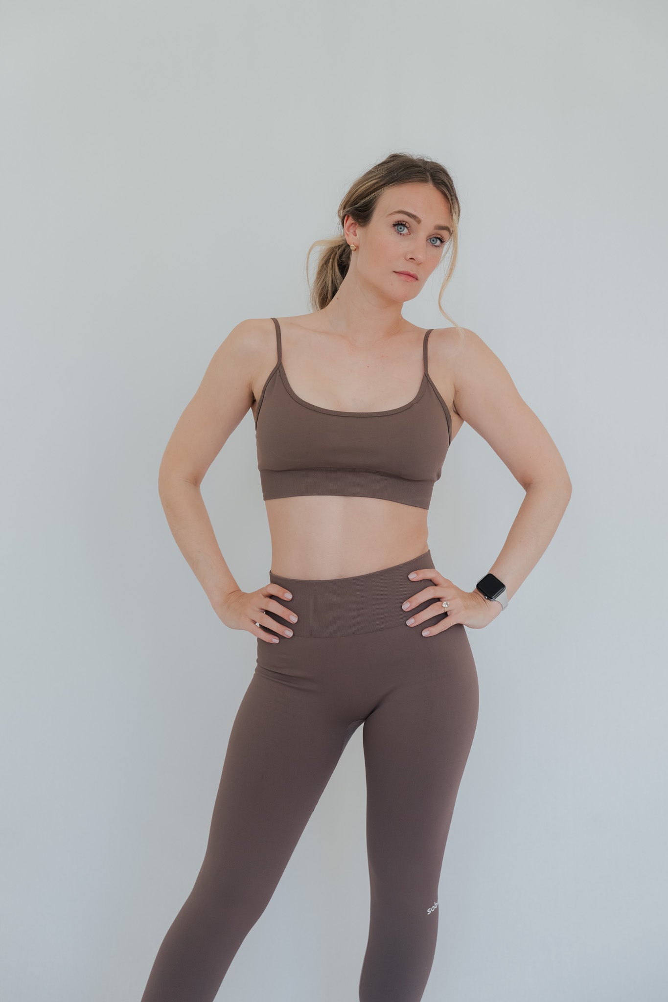 Bring out the best in you: Perform Sport-BH - mocha mousse