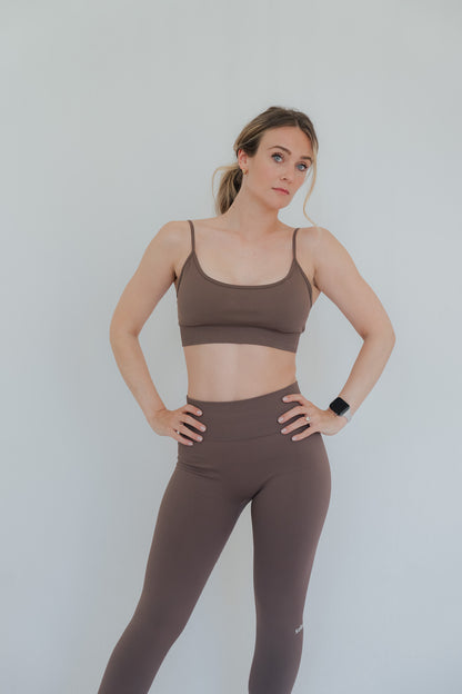 Bring out the best in you: Perform Sport-BH - mocha mousse