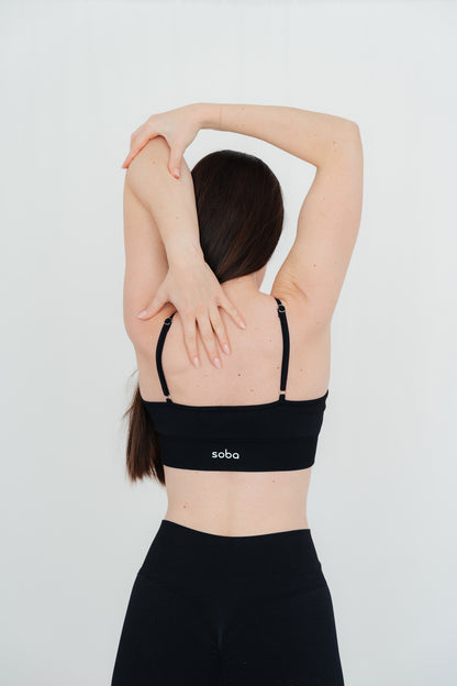 Get the best out of you: Perform Leggings mit kleinem Scrunch - black