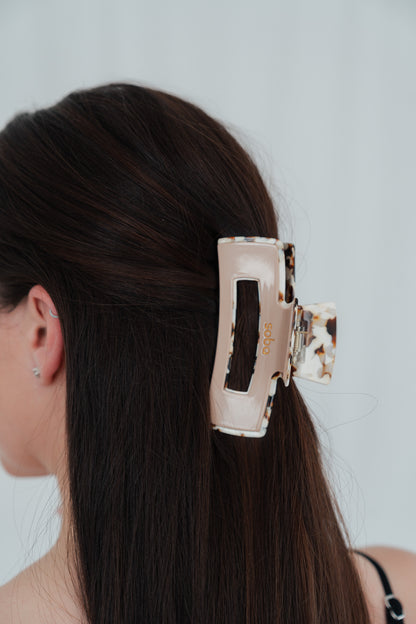 Hält, was sie verspricht: Edle Haarklammer - cappuccino / Size M