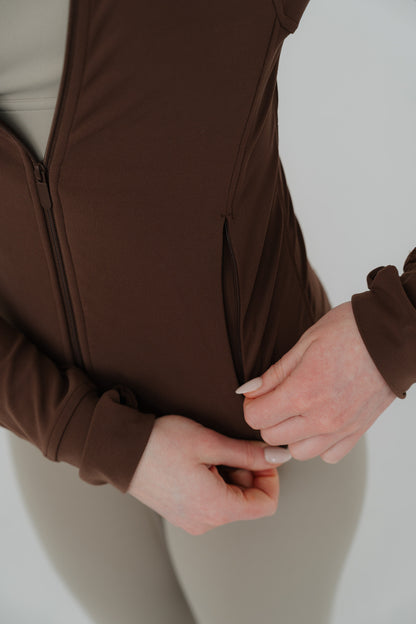 Nicht nur für Range Rover Moms: Flow Zip-Jacke mit Taschen - hot chocolate