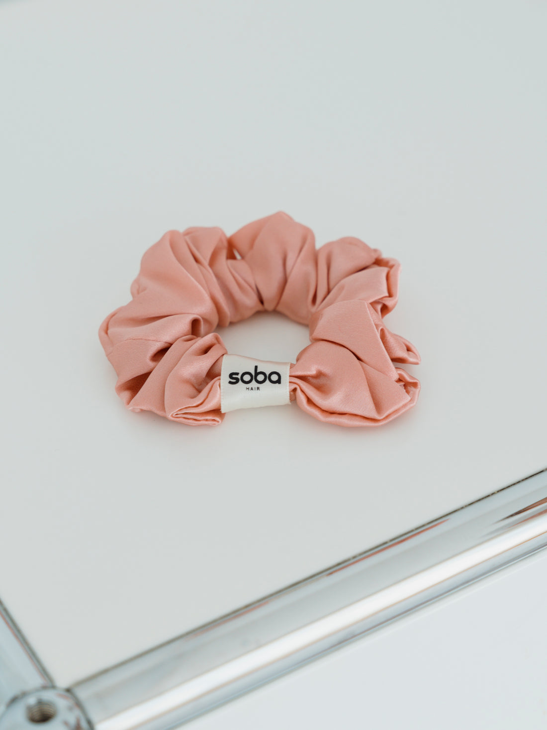 Summer Scrunchie: Haargummi aus 100 % Seide - rosé