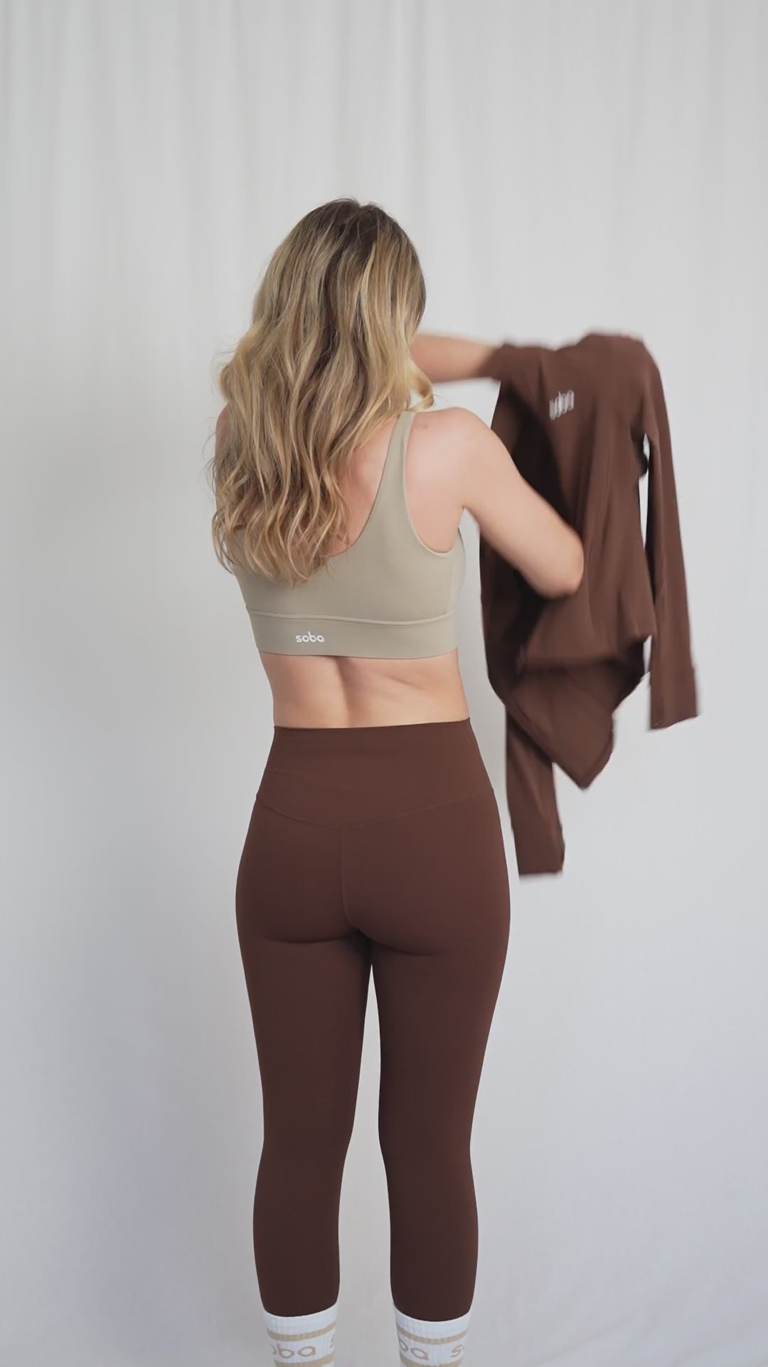 Nicht nur für Range Rover Moms: Flow Zip-Jacke mit Taschen - hot chocolate