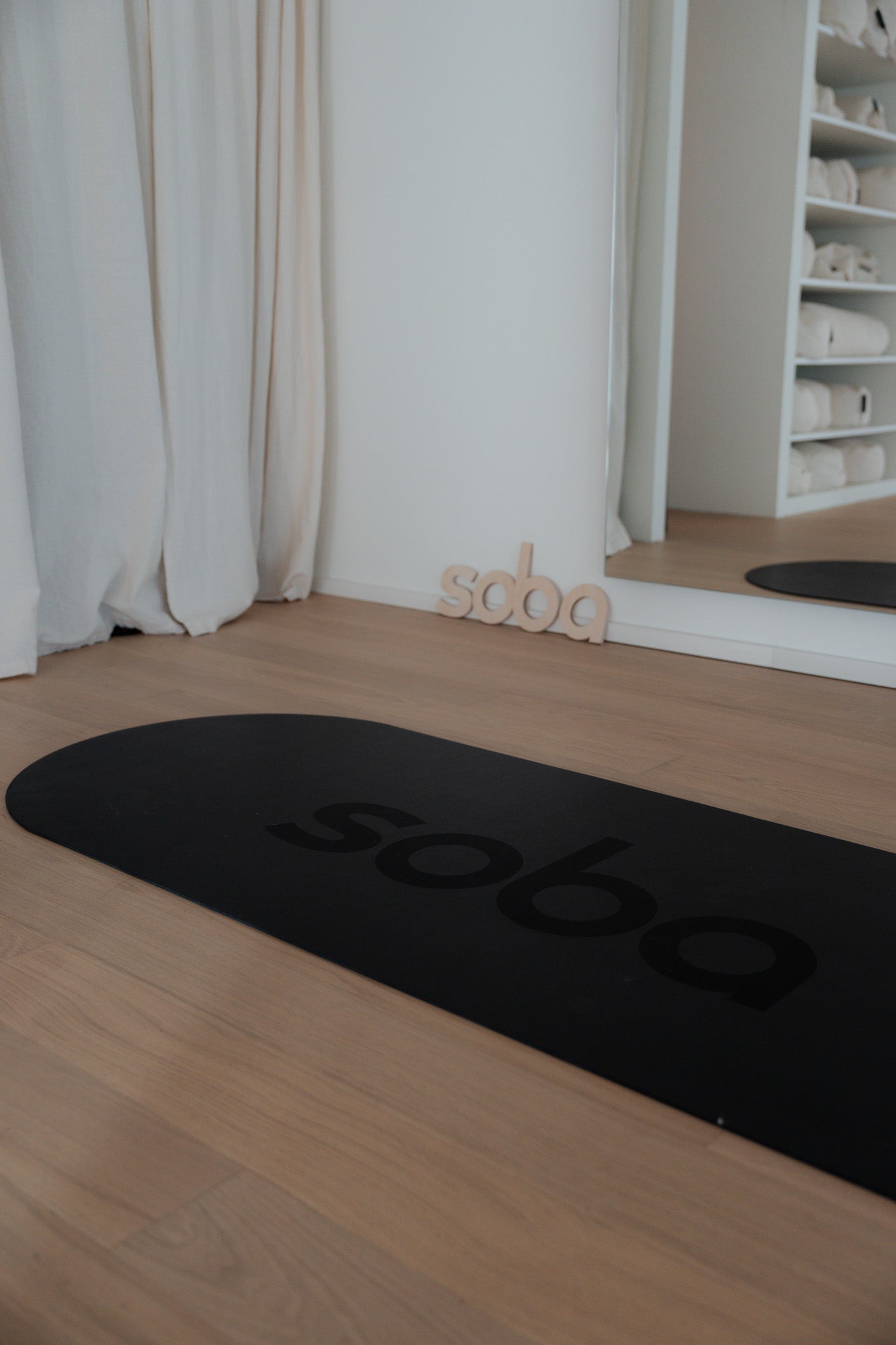 Rundbogen Design: Trainingsmatte mit Rundbogen - black licorice